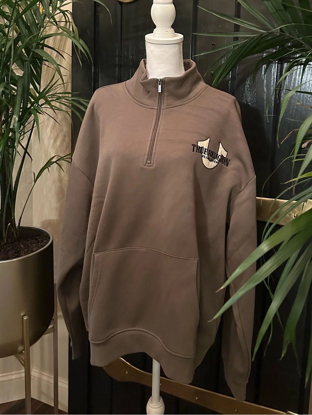 New without tag True Religion Men’s Quarter Zip Pullover Sweater sweatshirt Sz L